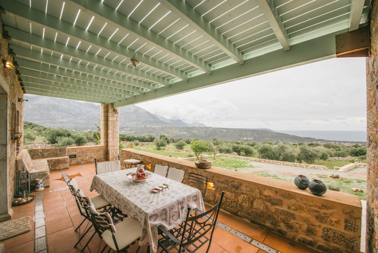 Dimitra - Mani , Traditional Archontiko Holiday home *