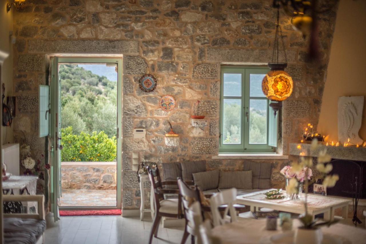 Holiday home Dimitra - Mani , Traditional Archontiko *