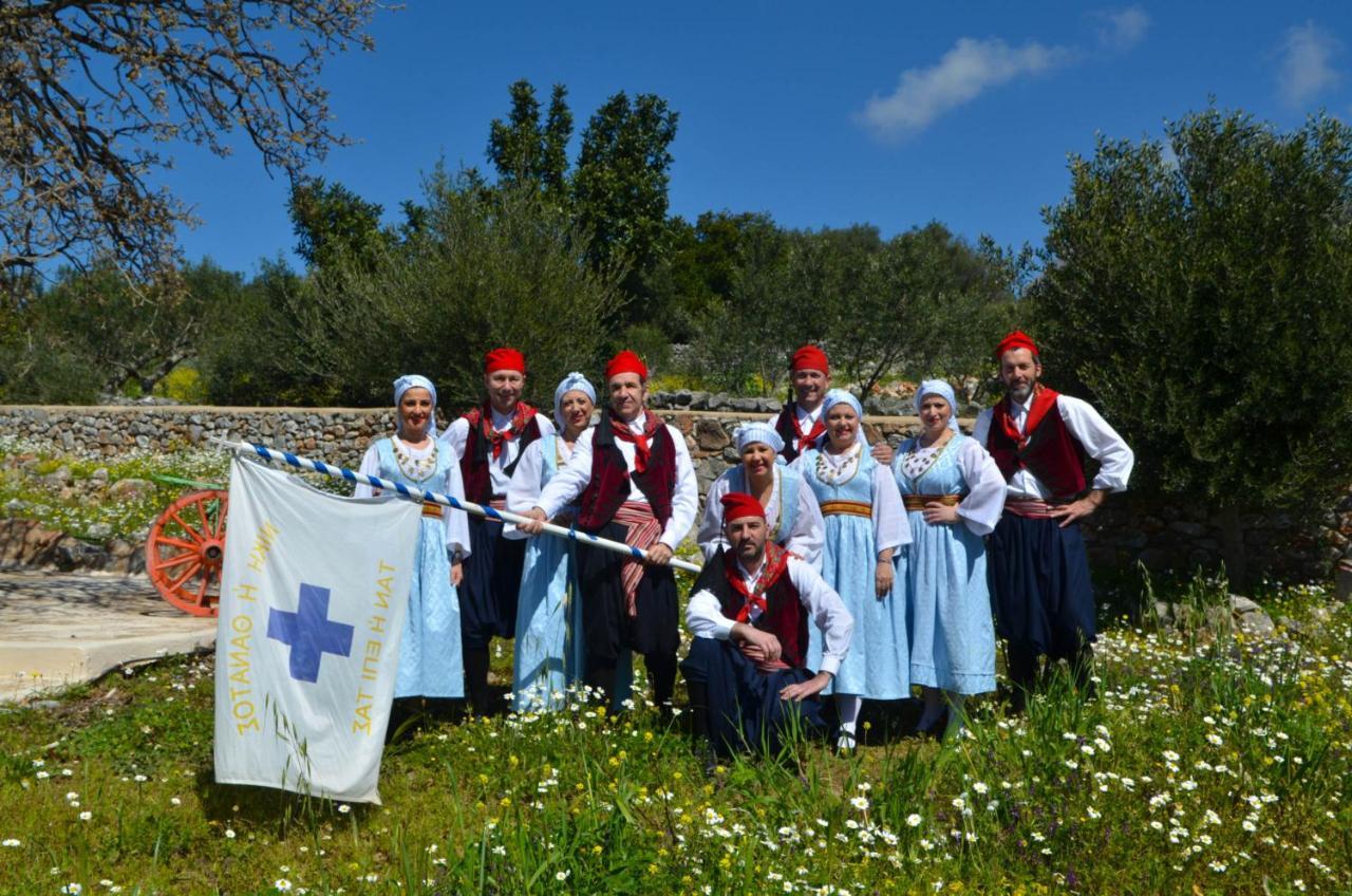 Dimitra - Mani , Traditional Archontiko *